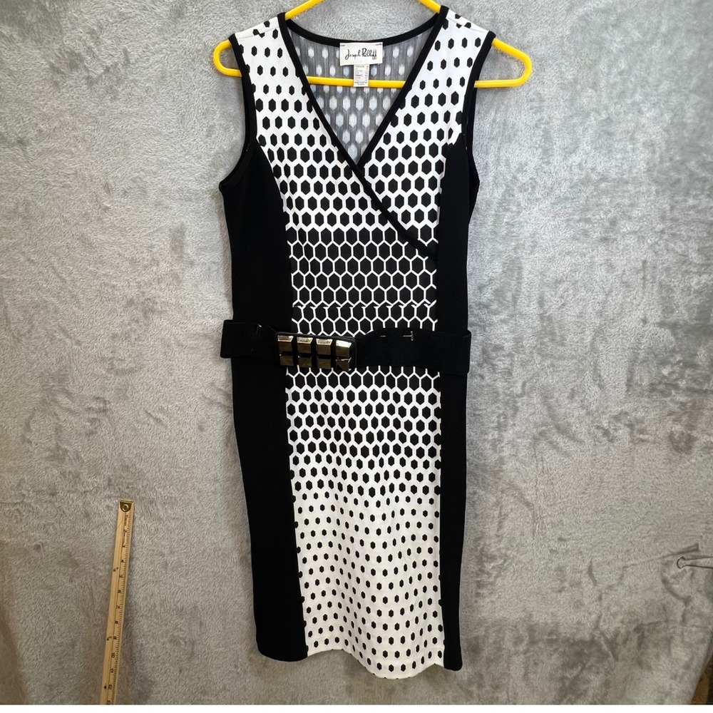 Joseph Ribkoff Black White Geometric Sheath Dress Sleeveless Belted 12 Mod Retro
